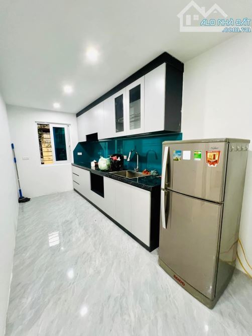 Bán căn TT mặt phố Thanh Nhàn, Hai Bà Trưng, 120m2, 3 ngủ, 2 ban công, chỉ 4,15 tỷ - 1