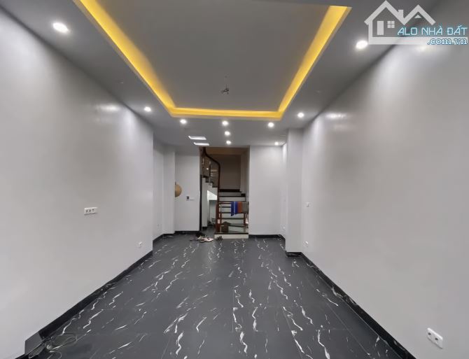 50m2 TRUNG TÂM BA ĐÌNH. 16 TỶ. NGÕ THÔNG. ÔTÔ ĐỖ CỬA. 15M RA PHỐ ĐÀO TẤN - 1