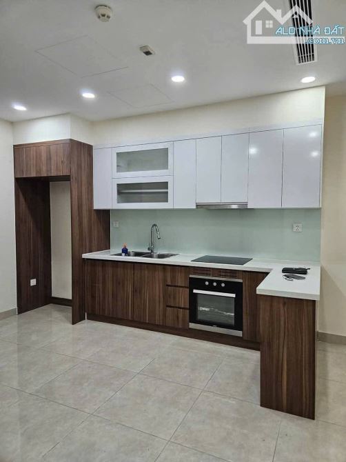 Cá.Hộ Chung Cư Tòa Golden Park  Phạm Văn Bạch 96M 3PN 2WC: 8.95 tỷ full Nội Thất - 1