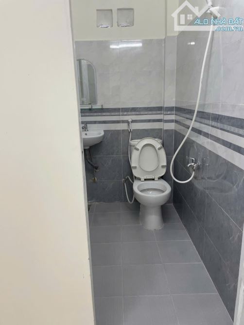 GẦN QUẬN 1 _ 48m _ HXH HOÀNG DIỆU _ 6x8m _ SỔ HỒNG RIÊNG HIỆU HỮU _ QUẬN 4 - 2