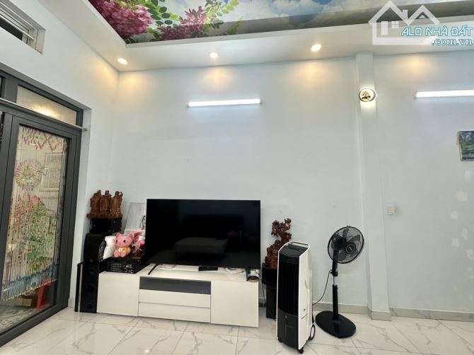 Nhà Đẹp 130m2 kề Vạn Phúc city, Hiệp Bình Phước. Giá 7 tỷ cạnh tranh nhanh trong tháng - 2