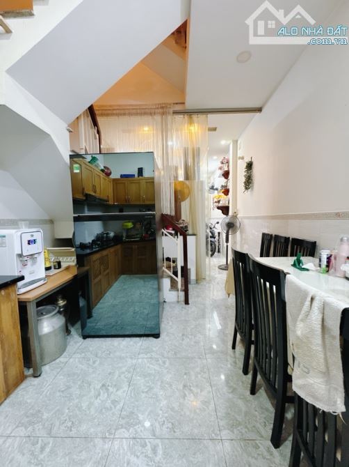 Chủ định cư NN cần bán gấp nhà mới Khánh Hội Q.4 dtst 130m2 chỉ nhỉnh 5T - 2