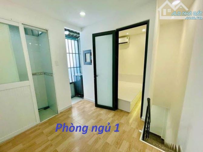 Bán Nhà Phan Văn Trị, 2PN Gần Trung Tâm Vincom Chỉ 1.95 Tỉ - 2