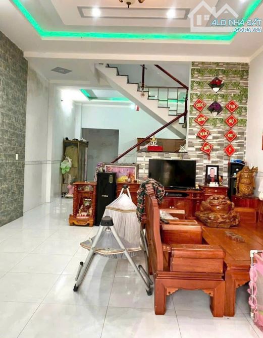 Chú 4 Ga cần bán căn nhà 1tret1lau ở Hiệp Thành, quận 12, 85m2, 920trieu, sổ hồng riêng 📍 - 2