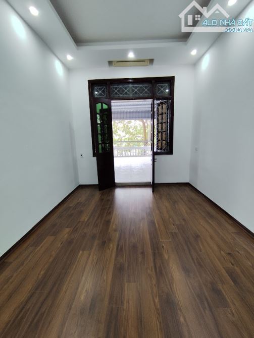 Bán nhà mặt phố Ngô Quyền, 18,7 tỷ, 70m2 view hồ cực đẹp Q.Hà Đông, HN - 3