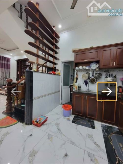 Gia đình Cô Cúc cần bán nhà Giá 3 tỷ 280/ 6x11m, hẻm Nguyễn Gia Trí phường 25 Bình Thạnh - 3