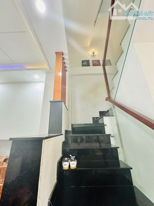 BÁN CĂN NHÀ MỚI 3 TẦNG, 50m2, HẺM XE HƠI 6m, NGAY GẦN EAON TÂN PHÚ , NHỈNH 4 TỶ. - 3