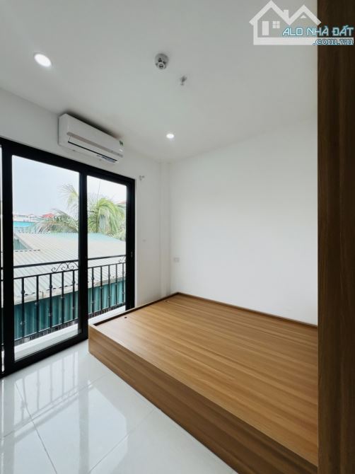 Bán Tòa CCMN Khâm Thiên 66m², 8 Tầng, +16,3 Tỷ - 18P,DT 100 Triệu, Ô Tô 30m - 3