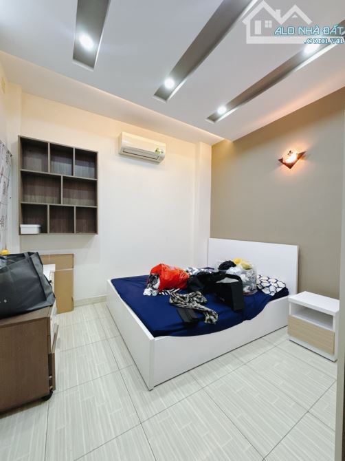 Chủ định cư NN cần bán gấp nhà mới Khánh Hội Q.4 dtst 130m2 chỉ nhỉnh 5T - 4