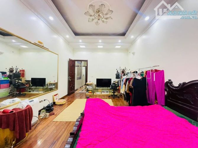 Bán nhà phố Nguyễn Thị Định - Cầu Giấy - 69m2 -  Phân Lô - Oto tránh - Kinh doanh - 37 tỷ. - 4