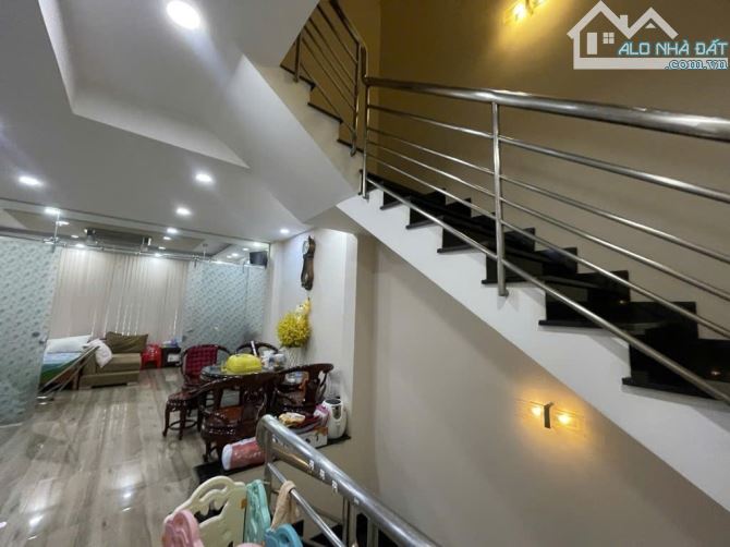 Nhà đẹp 5 tầng HXH thông Lý Thường Kiệt, 240m2 hoàn công đủ. - 5