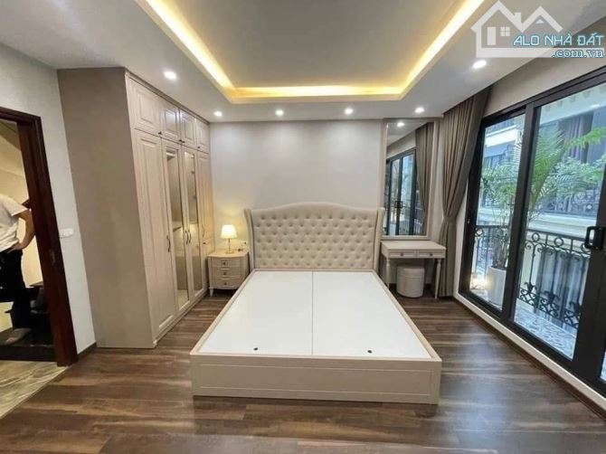 Bán nhà mặt ngõ 209 Đội Cấn-Ngõ thông kinh doanh-diện tích 52m2x5T-oto nhỏ qua-Giá 13.5 Tỷ - 5