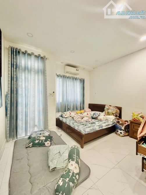 BÁN CĂN NHÀ MỚI 3 TẦNG, 50m2, HẺM XE HƠI 6m, NGAY GẦN EAON TÂN PHÚ , NHỈNH 4 TỶ. - 5
