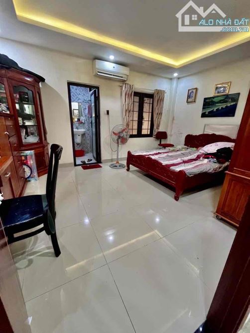 BÁN SIÊU PHẨM 🏡 3,5 TẦNG- MỚI, HIỆN ĐẠI- MT HỒ XUÂN HƯƠNG- NGAY BIỂN MỸ KHÊ - 6