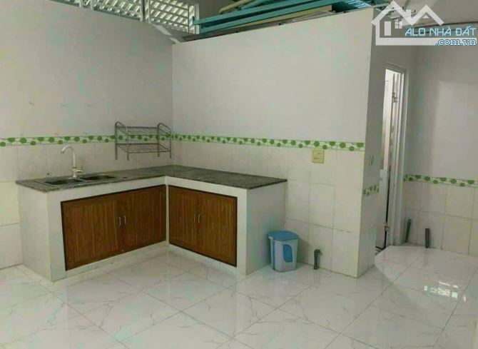 Nhà ngộp Bán gấp nhà sẹc Trường Chinh,Quận 12 , Sổ hồng đầy đủ , 1tỷ190 , 136m2 - 6