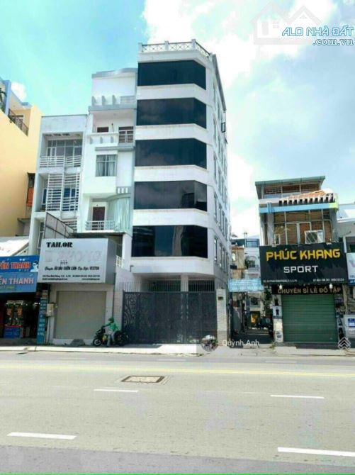 Bán tòa nhà 12B Nguyễn Trung Trực, Q.Bình Thạnh. DT: 6 x 23m - hầm, 8 tầng - Có HĐT 145tr