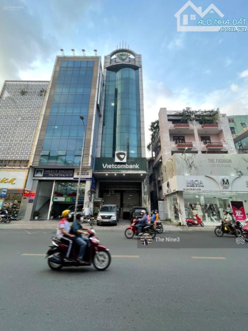 Bán gấp tòa building hầm 6 lầu thang máy 5,5m x 24m MT Phan Đăng Lưu, 25 tỷ TL, HĐT 125 tr