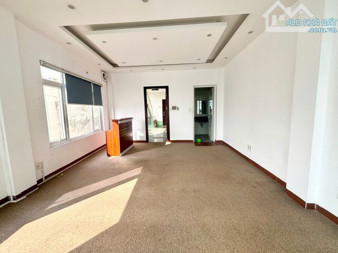 CHO THUÊ SÀN VĂN PHÒNG 60m2 TẠI TRẦN THÁI TÔNG, DỊCH VỌNG, CẦU GIẤY, VIEW KÍNH SIÊU THOÁNG