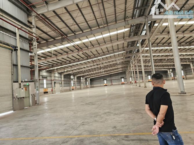 Bán kho xưởng KCN Thuận Đạo , Long An , KV : 12.000m2, xưởng : 7.680m2