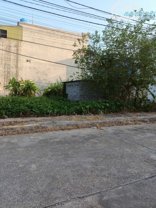 Bán đất - Xã Thượng Hiền - KX,Vị trí đẹp,đầu tư sinh lời cao,DT: 90m,MT: 6.3m,Giá: 1,35 tỉ