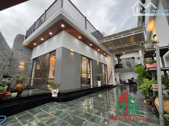 NHÀ ĐẸP FULL NỘI THẤT HẺM PHẠM HỒNG THÁI - DT: 200m2 - H: TÂY - 3,7 TỶ