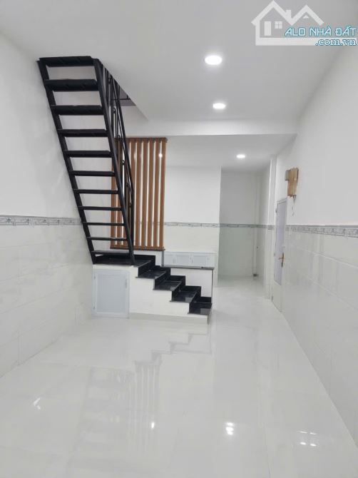 🌟🌟🌟 Bán nhà riêng tại Trần Hưng Đạo, Q1, HCM, 6 tỷ, 35m2, 3 tầng, 2PN, 3WC