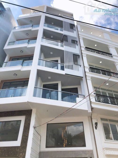 Nhà MT Nguyễn Trung Trực, 7 tầng, DT 4,5 x16m, vị trí kinh doanh, có thang máy, giá 14,99