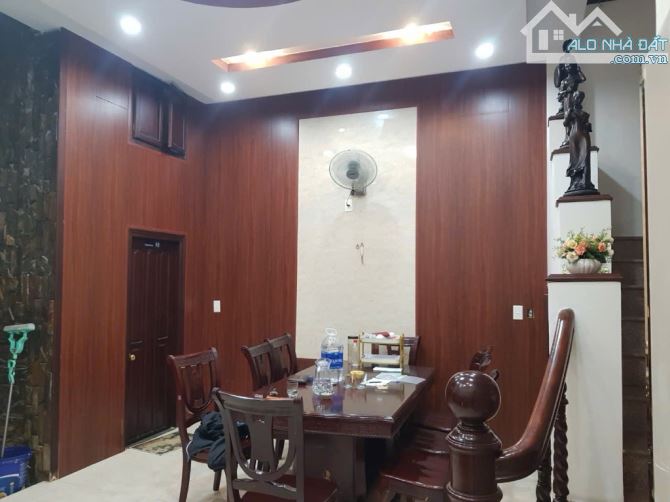 GẤP BÁN TRƯỚC TẾT HẢI CHÂU-ĐÀ NẴNG. NHÀ 4 TẦNG DT 100M2 NGANG 7M GIÁ 9TY X