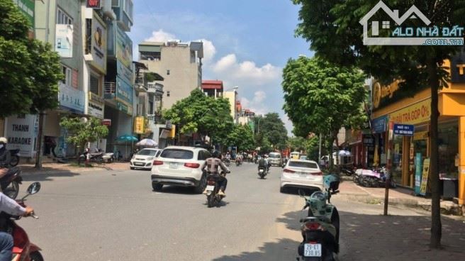 Bán đất Ngô Xuân Quảng trung tâm Trâu Quỳ diện tích 44m2 giá 4.8 tỷ