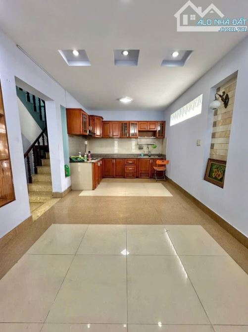 Nhà 2 mặt hẻm 10m Đường Âu Cơ, Quận 11,, 100m2, 15,5ty, Sổ hồng riêng, đã hoàn công. - 1