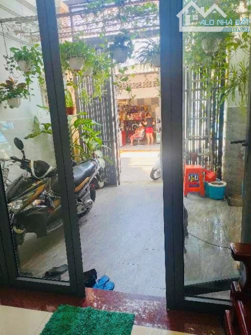 BÁN NHÀ 4x15M, 4TẦNG  HƠI THÔNG, HOÀNG BẬT ĐẠT-TÂN BÌNH-7TỶ9 - 2