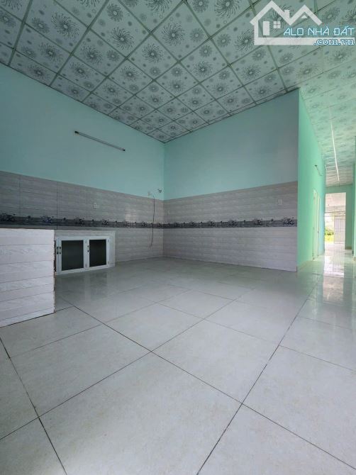 Cần tiền bán gấp căn nhà 94m2, đường Nguyễn Thị Sóc Hóc Môn giá 990 triệu - 2