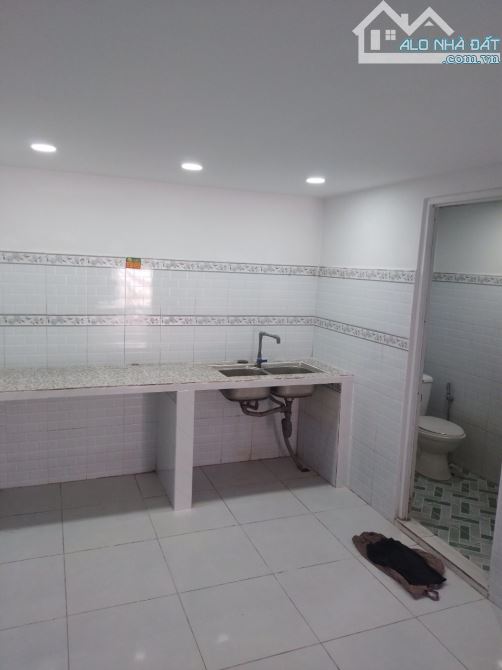 Nhà Xuân Thới Sơn - 56m² - 1,45 tỷ Hẻm thông - 2