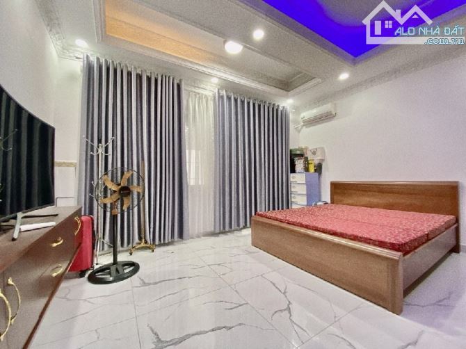 🏠BÁN NHÀ PHẠM VĂN BẠCH.P15.TÂN BÌNH  2MẶT HẺM 7M. 110M2 chỉ Có 13.5 tỷ (TL.) - 1