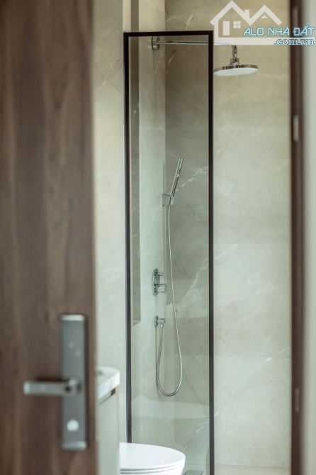 Bán biệt thự mới xây nội thật đẹp ngay trung tâm tp Đà Lạt thích hợp cho kinh doanh - 2
