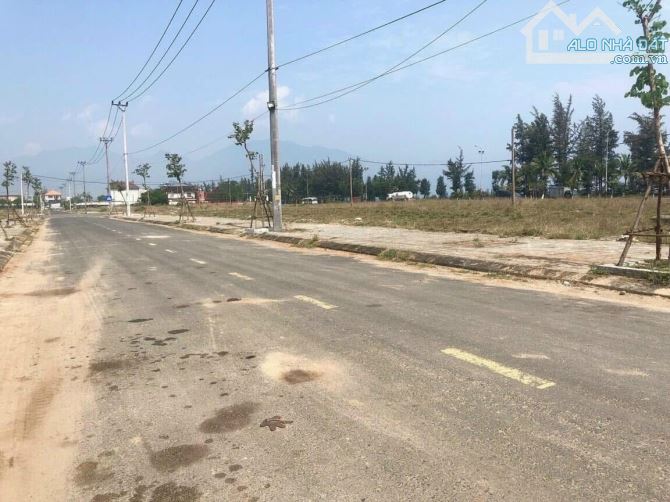 Bán đất biệt thự vệt Xuân Thiều, dt:278m2(15x18),đường 10 sát bên Mikazuki Resort Nhật Bản - 1