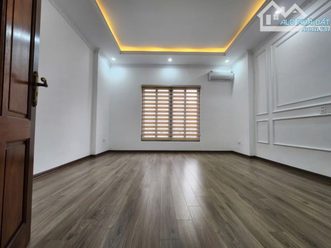 Nhỉnh 8 tỷ. Đào Tấn, Ba Đình, 40m2, 6 tầng thang máy, ngõ thông, gần phố - 3