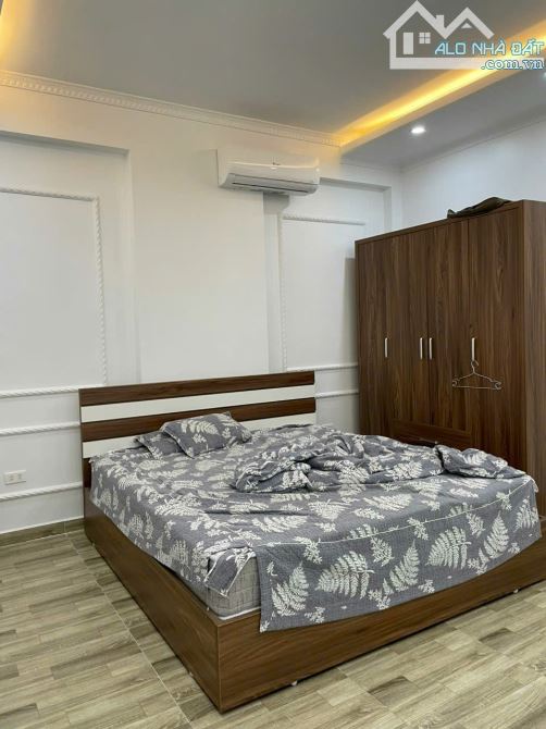 CHO THUÊ nhà ở Ngô Gia Tự - Văn Cao,70m2,4 tầng,4 ngủ full, 18 triệu - 3