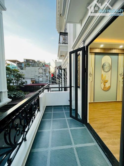 Cho thuê nhà 4 tầng mới xây tại phố Văn Cao, 60m2,4 tầng, 4 ngủ full 13 triệu - 3