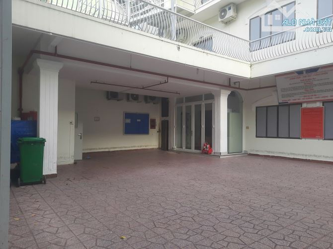 VIP-BIỆT THỰ KHU CƯ XÁ BẮC HẢI - 20M X 20,5M- 4 TẦNG, THANG MÁY- PHƯỜNG 15, QUẬN 10 - 3