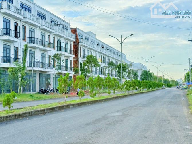 Bán nền D1 trục chính lộ 30m KDC Hồng Loan . Nền đẹp, giá rẽ - 3