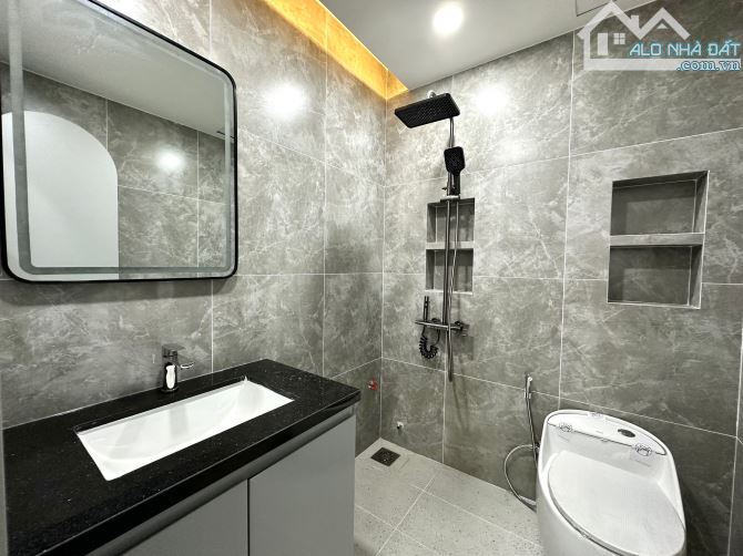NHÀ ĐẸP FULL NỘI THẤT - KHU PHAN XÍCH LONG - VẠN KIẾP - MẶT TIỀN HẺM, Ô TÔ TRÁNH - 3