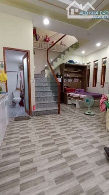 🏠gần cầu chà và ,quận 8 ,3 tầng, 5,6mx6m ,hẻm ba gác ,nhỉnh 5,x tỷ - 3