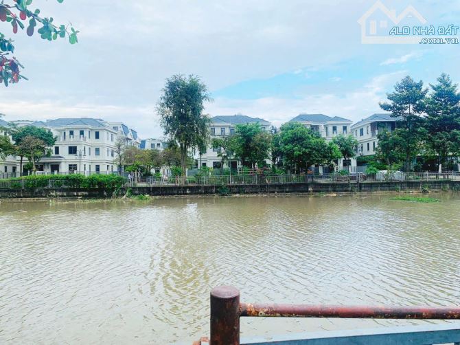 🌈 Hàng Hiếm Rẻ ! Lô đất View Sông Giồng - Gần 200m2 - Nở hậu - Giá quá tốt chỉ 21,7 tỷ - 3