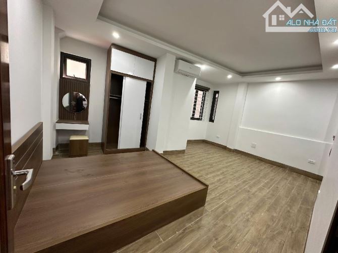 🏡 Nhà ngõ 68 Cầu Giấy 45m2 6 tầng mt 5 mét nhỉnh 9 tỷ THANG MÁY- CHO THUÊ DÒNG TIỀN 600 T - 4