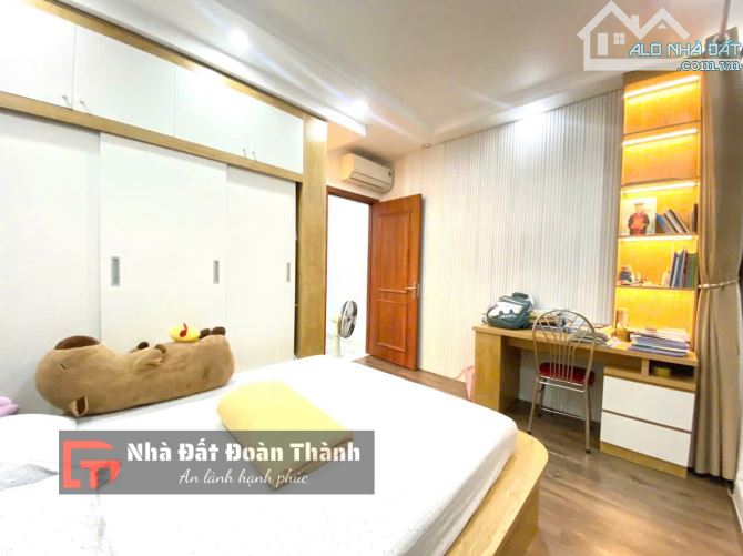 40m2 nhà 4 tầng full nội thất khu phân lô TĐC Sao Sáng, 618 Ngô Gia Tự - 4