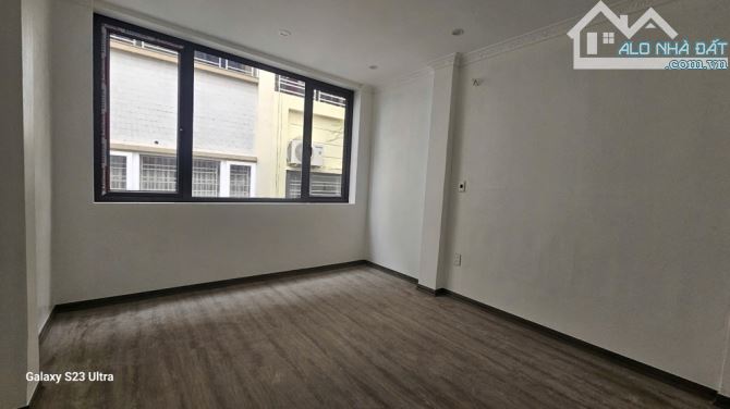 🏡Phân lô Trần Quốc Hoàn 40m2 4 tầng mt 4 mét nhỉnh 13 tỷ 💥💥💥 Ô TÔ VÀO NHÀ, NHÀ MỚI Ở N - 4