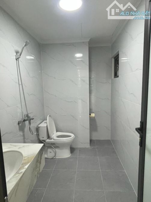 TOÀ VĂN PHÒNG VIP NHẤT DƯƠNG KHUÊ - CẦU GIẤY 95m2*9T*6m, KINH DOANH SẦM UẤT NGÀY ĐÊM, 46TỶ - 4