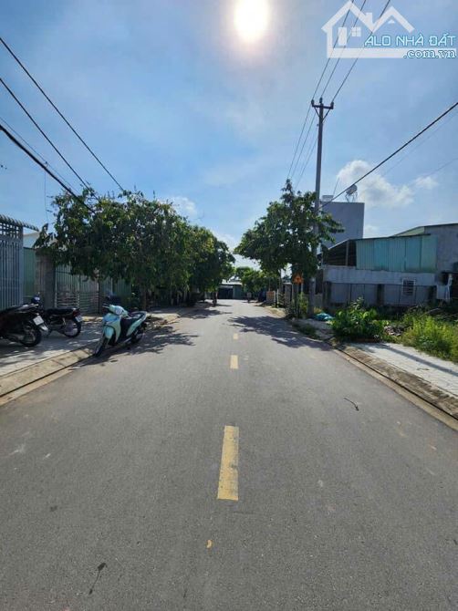 Cần tiền bán gấp căn nhà 94m2, đường Nguyễn Thị Sóc Hóc Môn giá 990 triệu - 5