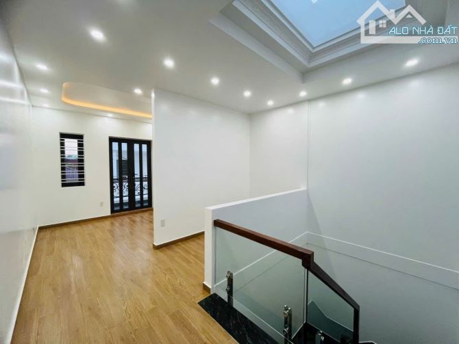 Cho thuê nhà 4 tầng mới xây tại phố Văn Cao, 60m2,4 tầng, 4 ngủ full 13 triệu - 6